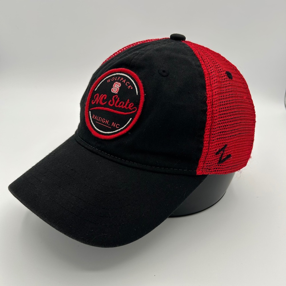 NC State Wolfpack Zephyr Hat Unisex OSFM Black Red Mesh Trucker Collegiate